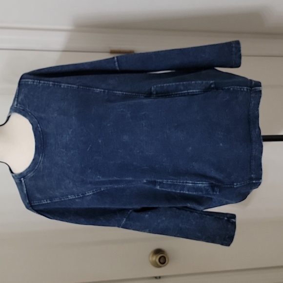 Lumiere Size M Denim Look Pullover Sweatshirt Style Top, Drop Sleeve, EUC - Picture 1 of 12